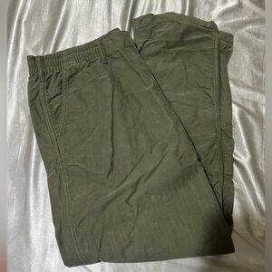 Baggy Uniqlo pants